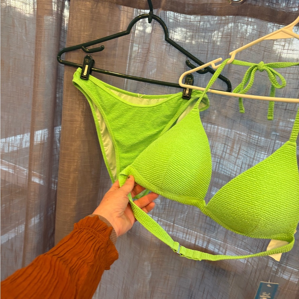 NWT bright Green S Bikini Set LIVEIFE size s swimsuit classic 2 piece swim suit